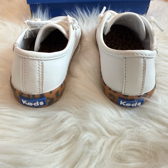 NEW Kids Keds White Sneakers with Leopard Accents - Picture 6 of 10